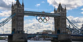 London Tower bridge, equiped with the Olympic Rings