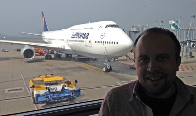 Tom in front of the brand new Lufthansa Boeing 747-800I